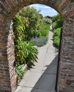 Burton Agnes gardens